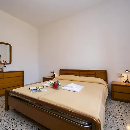 بيت للعطل Casa Simo لينّو
